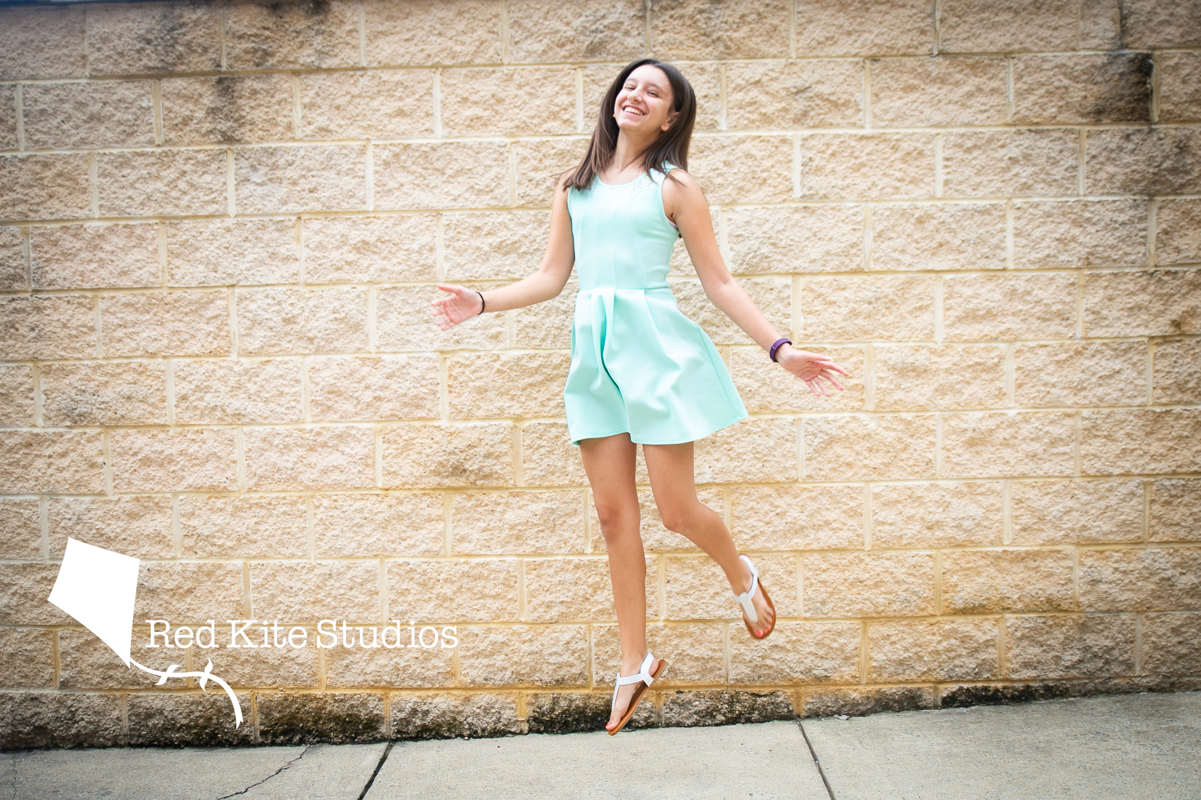 2018-09-07 21.37.07-2logo