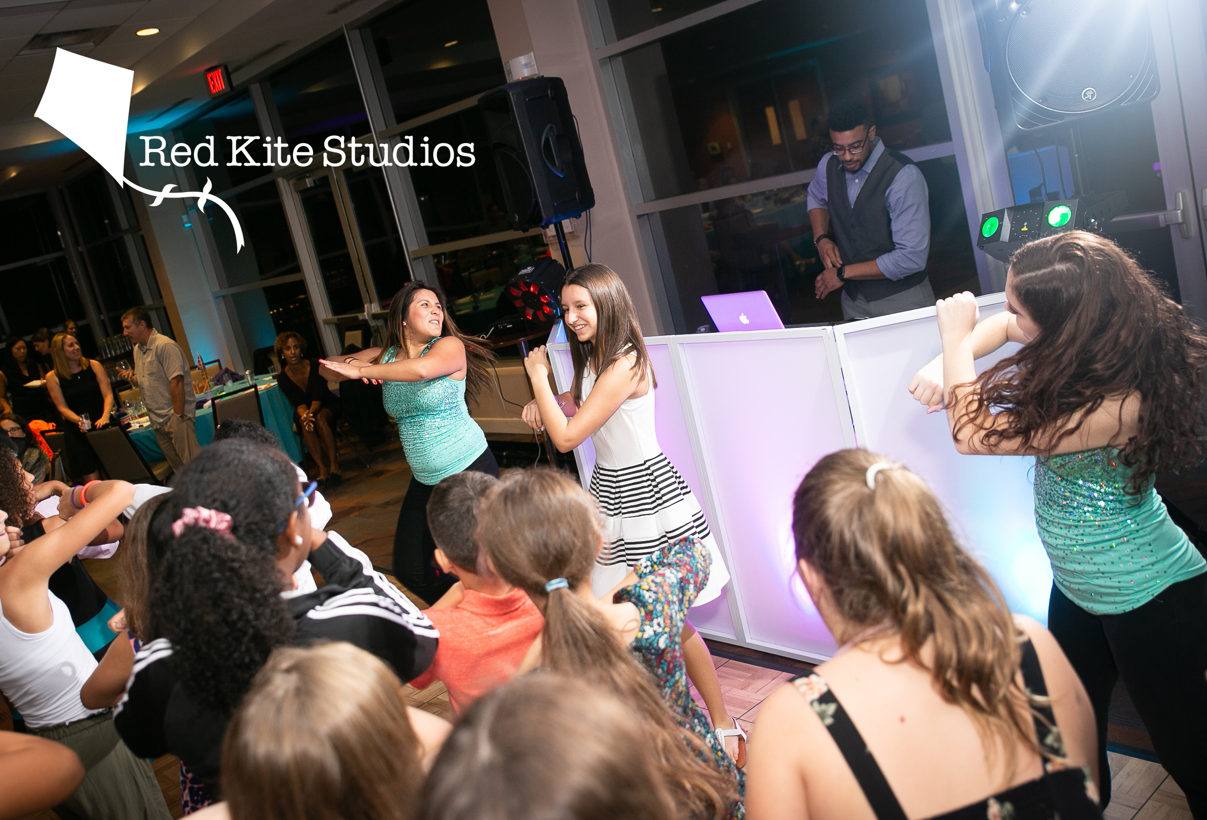 IMG_7745-2 croppedlogo